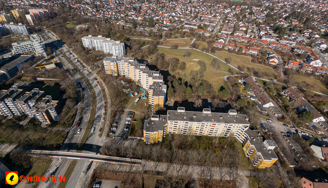 15.02.2023 - Marx-Zentrum und Karl-Marx-Ring mit Umgebung in Neuperlach